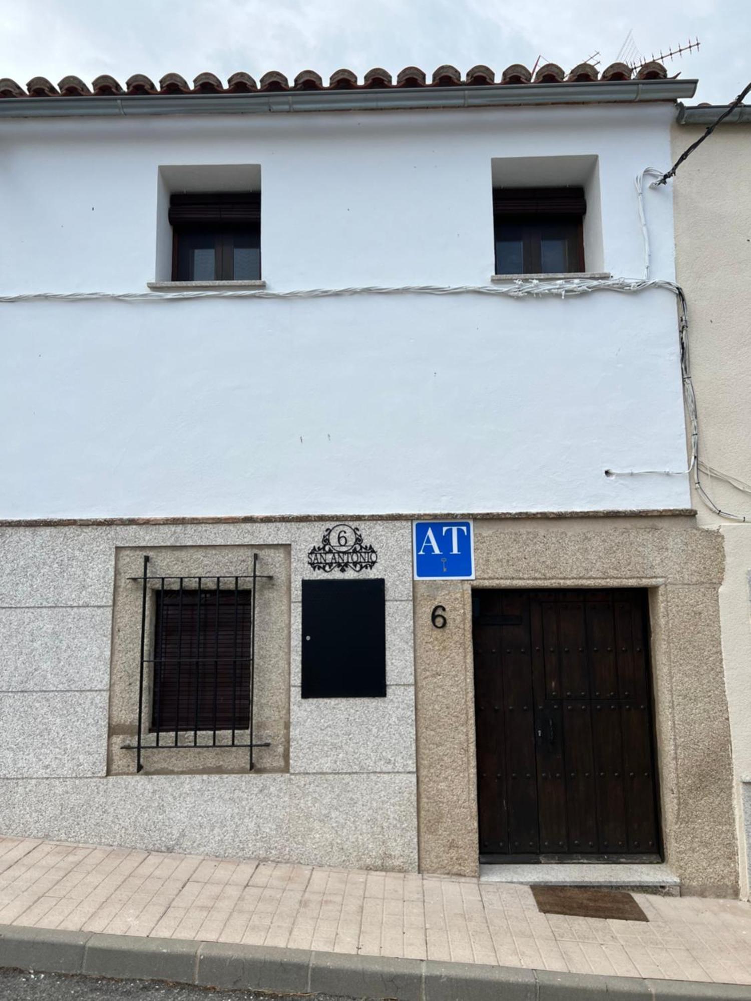 Апартаменты San Antonio 6 Мальпартида-де-Касерес Экстерьер фото